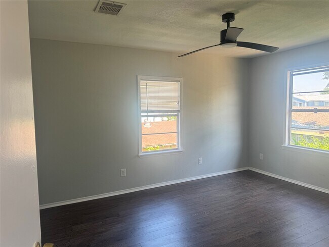 Building Photo - 13929 Eagle Pass St