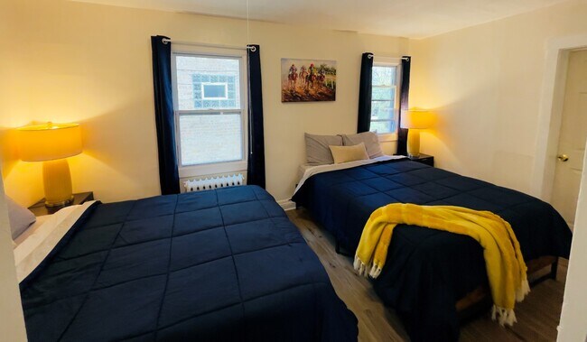 Building Photo - 1623 Greenleaf St