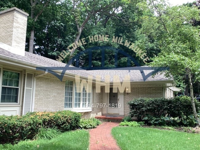 Building Photo - 1660 Lindhurst Ct