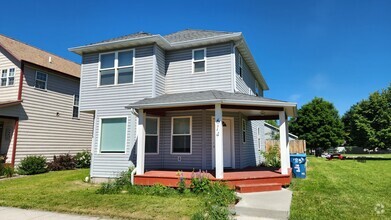 Building Photo - 614 Luella Ln