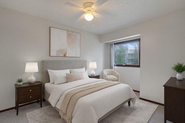 Building Photo - Russian Jack