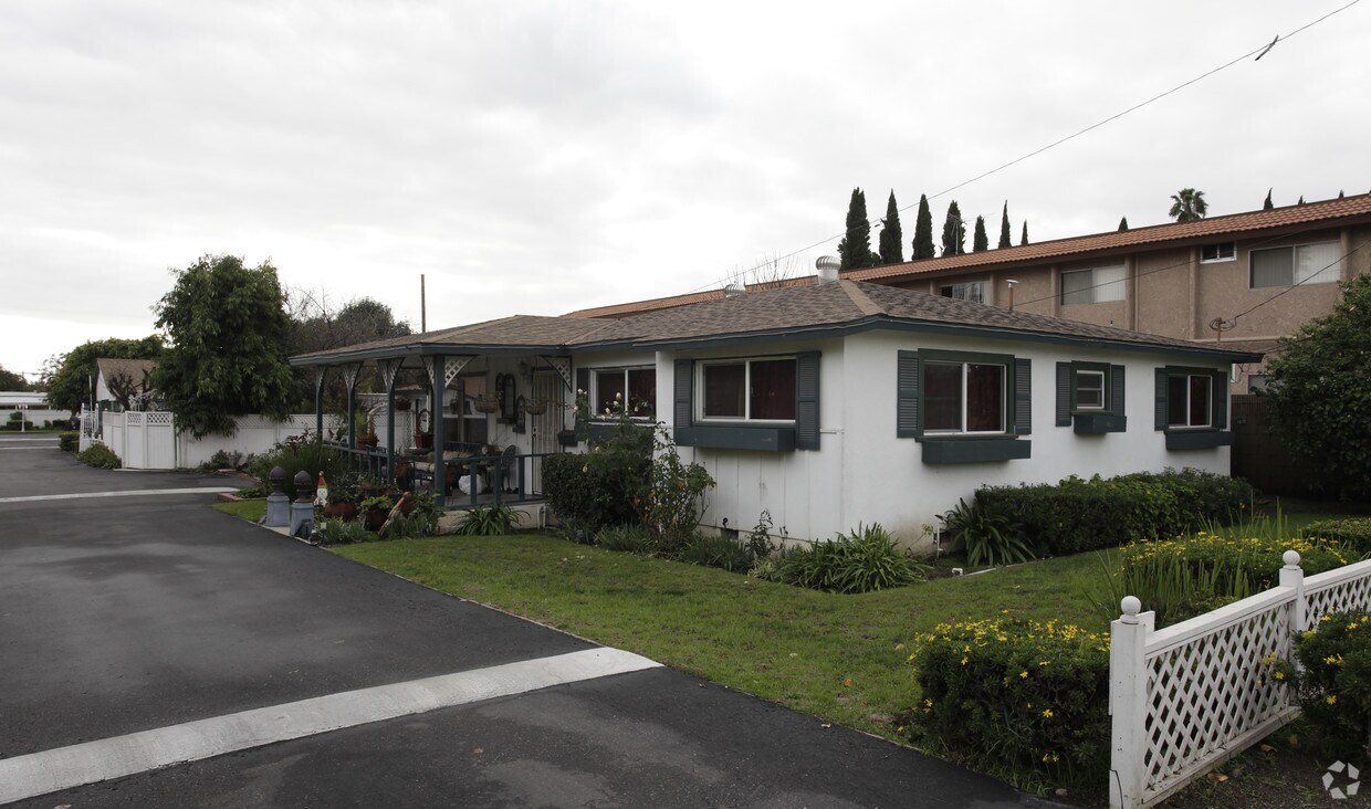 83328356 Whitaker St, Buena Park, CA 90621 Apartments in Buena Park