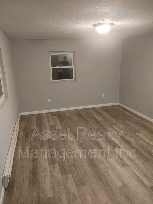 Building Photo - 221 Pattie Gap Rd