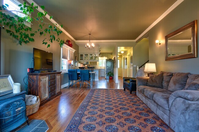 Foto del edificio - Elegant Home Near Green Lake - 722 N 74th St