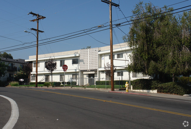 Foto del edificio - Altadena manor apartment