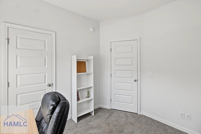 Building Photo - 163 Alcove Ct