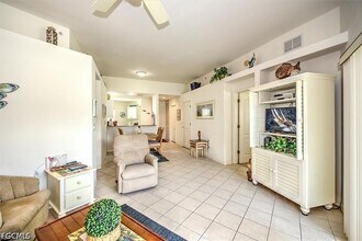 Building Photo - 12171 Summergate Cir