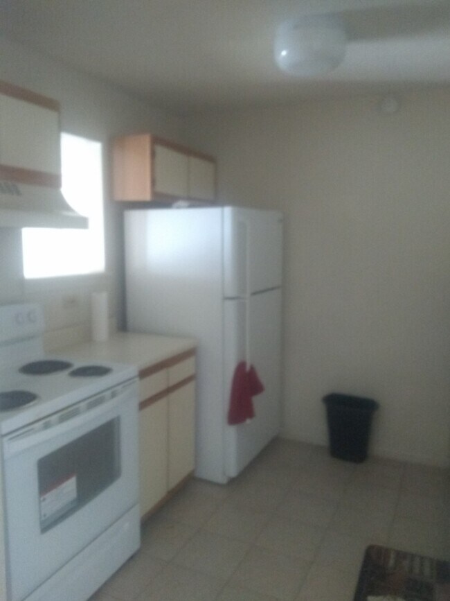 Building Photo - 5515 Hornaday Rd Unit H Greensboro, NC 27409