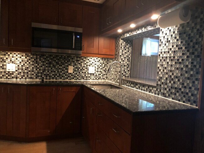 Foto del edificio - 3212 Chestnut St NW