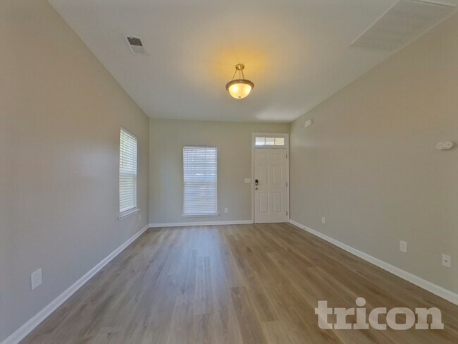 Building Photo - 303 Stonewood Crossing Dr