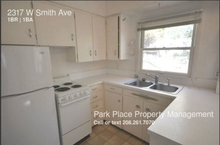 Building Photo - 2317 W Smith Ave