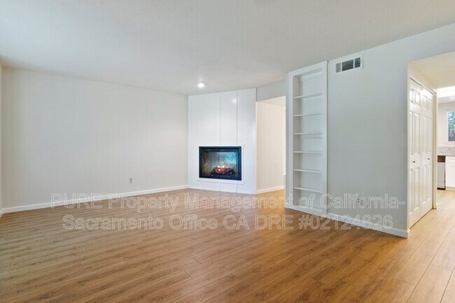 Building Photo - 6325 Nachez Ct
