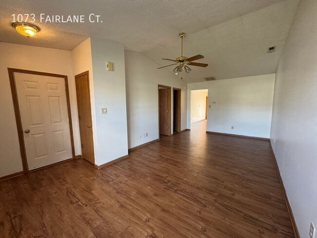 Building Photo - 1073 Fairlane Ct
