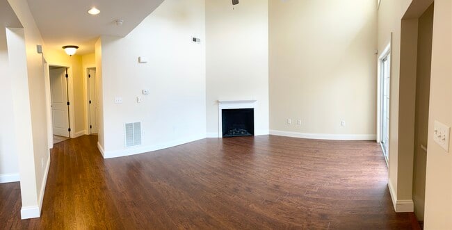 Building Photo - 405 Treyson Ln