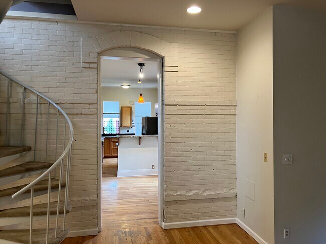 Foto del edificio - 3528 W 24th Ave
