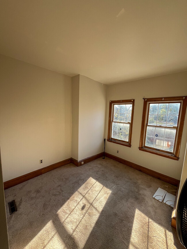 Photo - 816 W 9th St Townhome