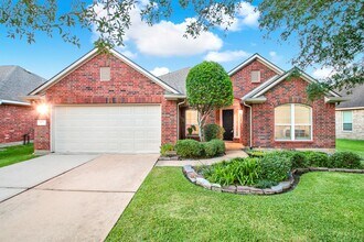 Building Photo - 9226 Fernwillow Dr