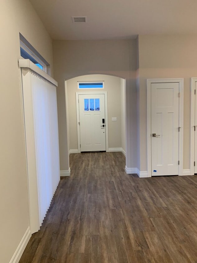 Primary Photo - Reeds Cove Townhome