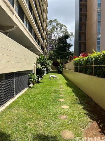 Building Photo - 1040 Kinau St