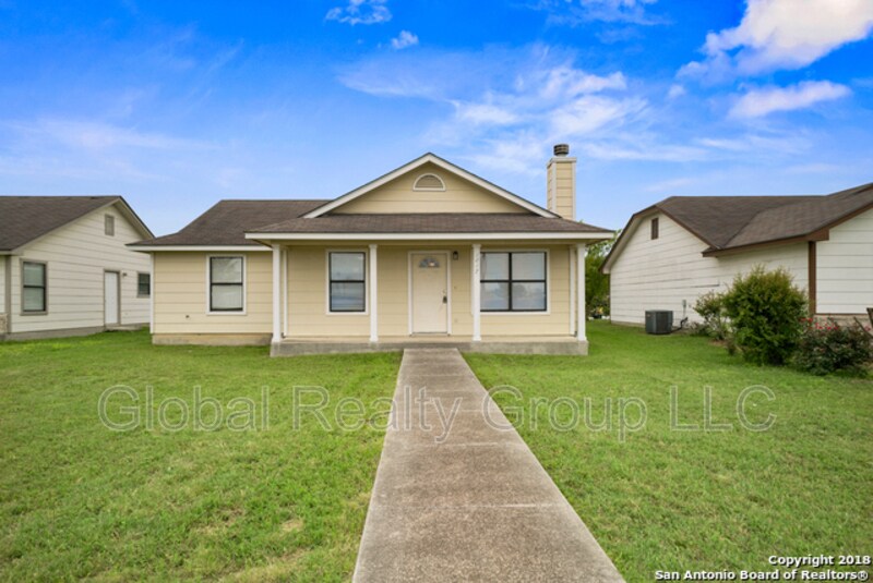 Primary Photo - 1017 Schertz Pkwy