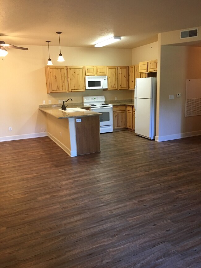 Dining / Kitchen view - 6670 Spurwing Loop