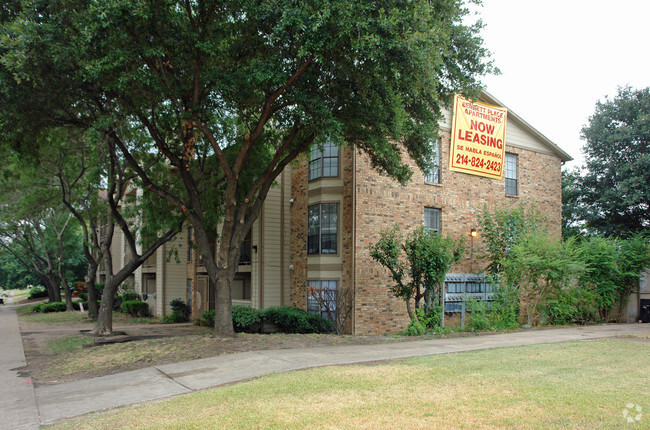 Foto del edificio - Bennett Place Apartments