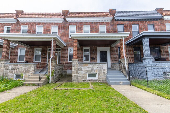 Photo - 3063 Mayfield Ave Townhome