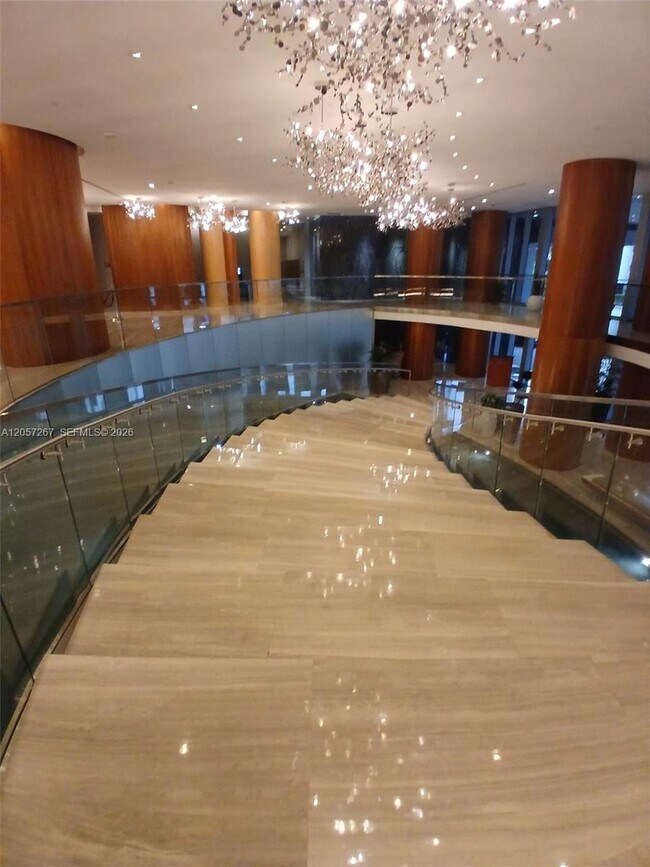 Foto del edificio - 488 NE 18th St