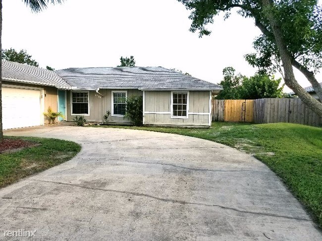 Building Photo - 4 br, 2 bath House - 1121 Woodsmere Pkwy