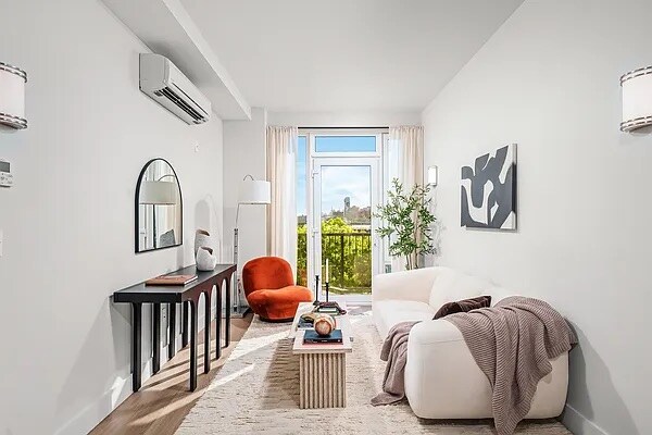 Foto principal - 91 Bruckner Blvd