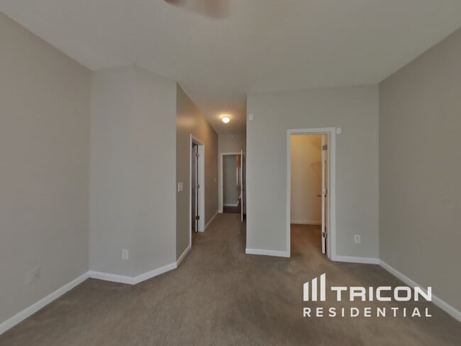 Building Photo - 7390 Battlecreek Ln