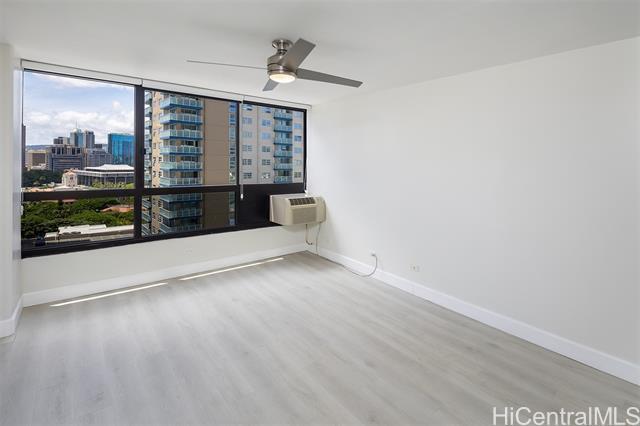 Foto del edificio - 876 Curtis St