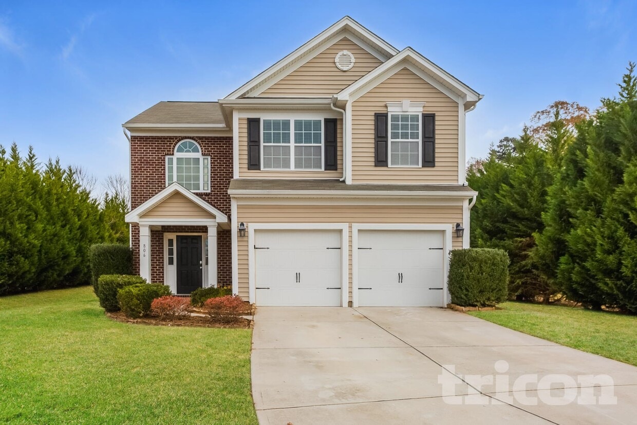 Foto principal - 806 Simones Ct