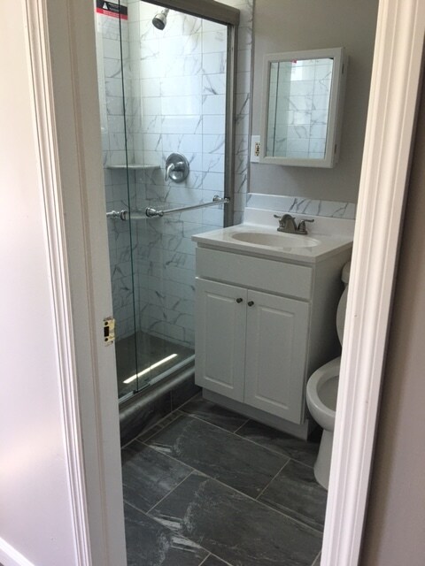 bathroom - 6114 55th St
