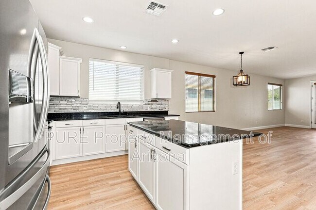 Foto del edificio - 1711 W Paisley Dr