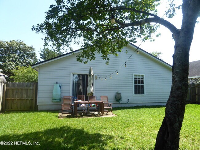 Foto del edificio - 625 S 11th St