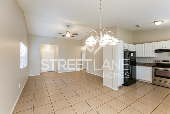 Foto del edificio - Charming 3 Bedroom in Avondale!