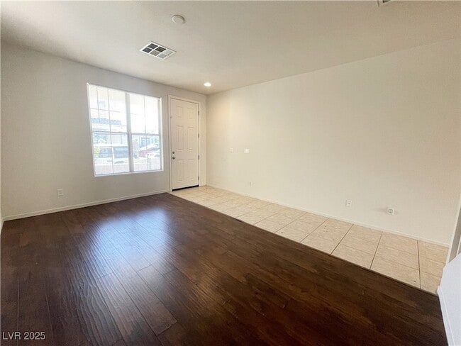 Building Photo - 1838 Versante Ave