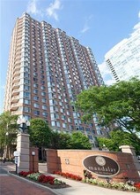 Building Photo - 20 2nd St
