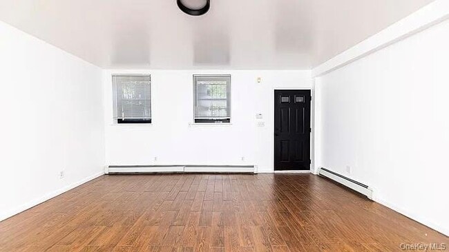 Building Photo - 1319 Gates Ave