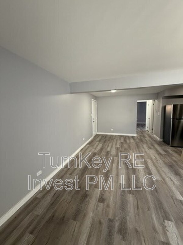 Foto del edificio - 1685 Harbor Ave