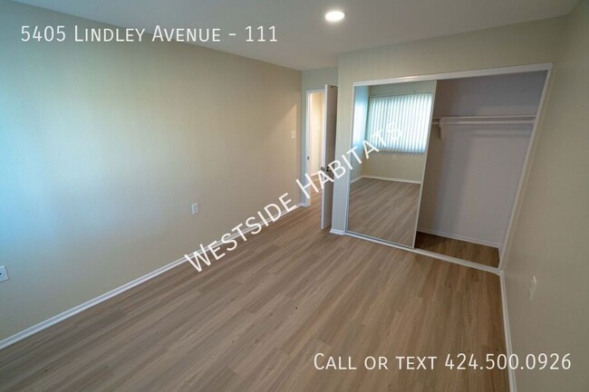 Foto del edificio - 5405 Lindley Ave