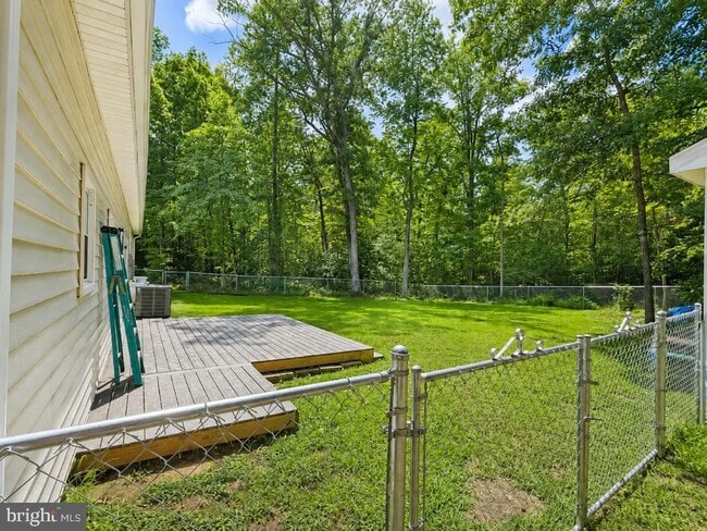 Building Photo - 22051 Willis Dr