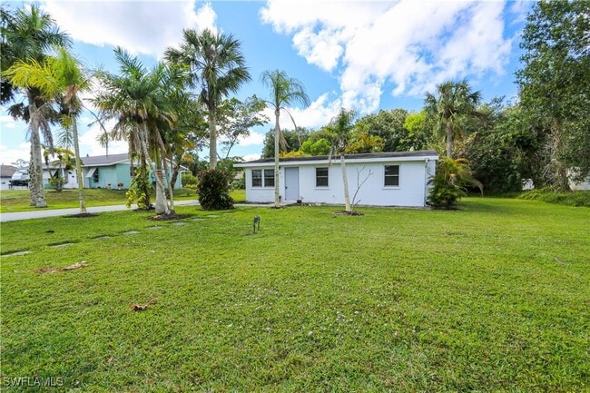 Foto del edificio - 5761 Lancewood Way