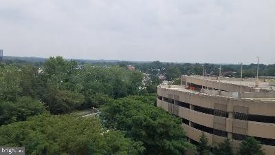 Foto del edificio - 5750 Bou Ave