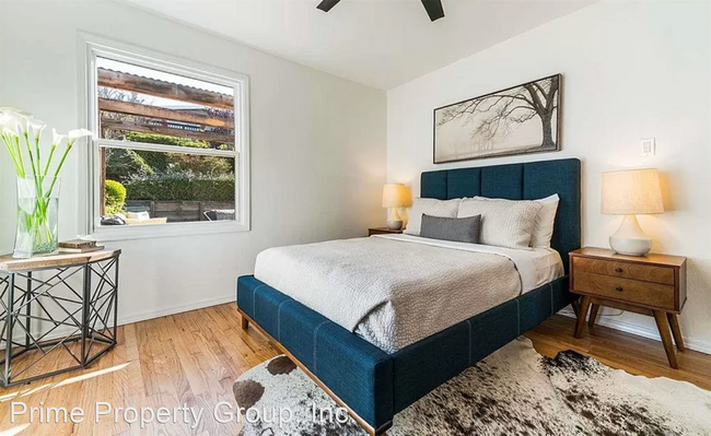 Building Photo - 2 br, 1.5 bath House - 1724 Bayo Vista Ave