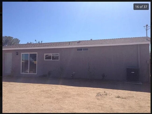 Building Photo - California City home of beauty