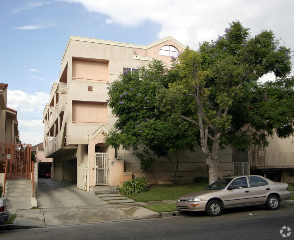 Building Photo - 405 Porter St
