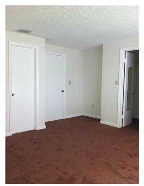 Foto del edificio - 329 Gulfstream Rd