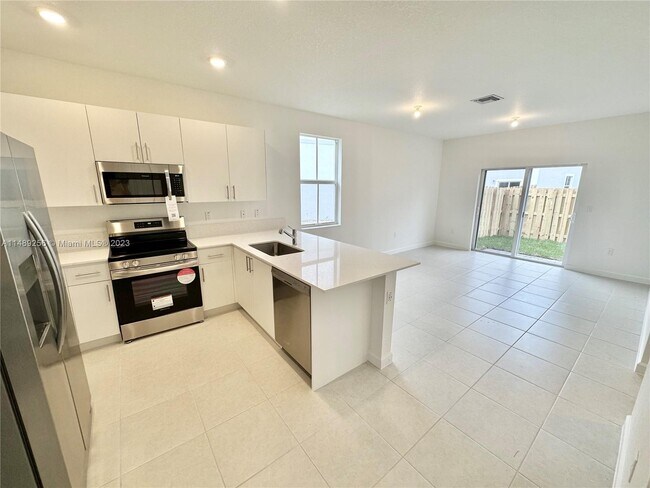 Foto del edificio - 11891 NW 46th St